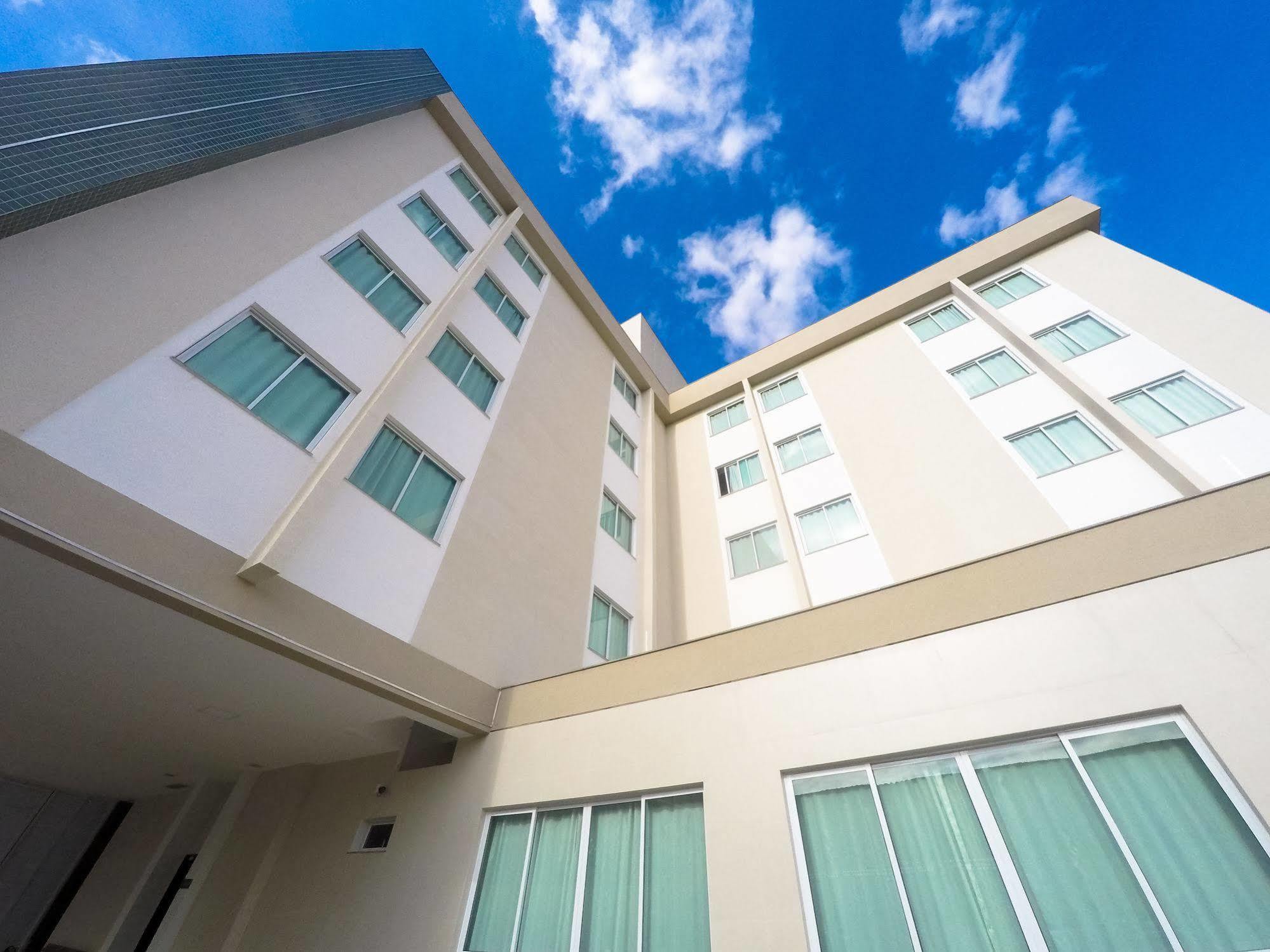 Hotel Jardins Serra Kültér fotó